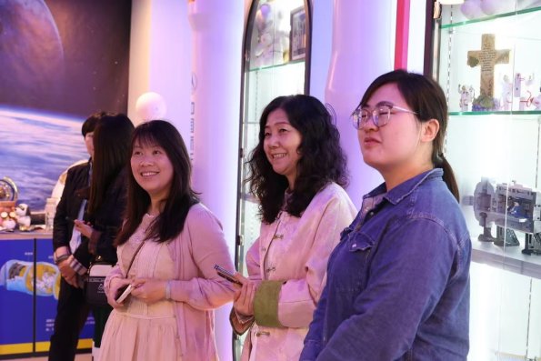 5e59464fd0b1c6defed75729183f38b4