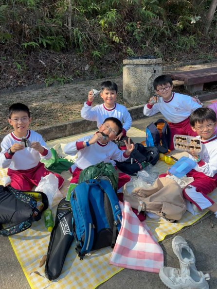 2b51e5ff-603c-4ed6-bb2a-fd9e9d6c03b5