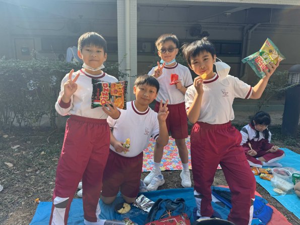 20251212_020914624_iOS