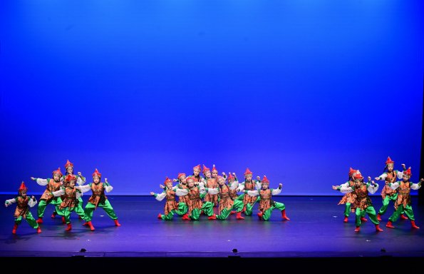 中國舞_小學_KN2P02_協和長沙灣_草原上的馬頭琴韻(蒙古)06